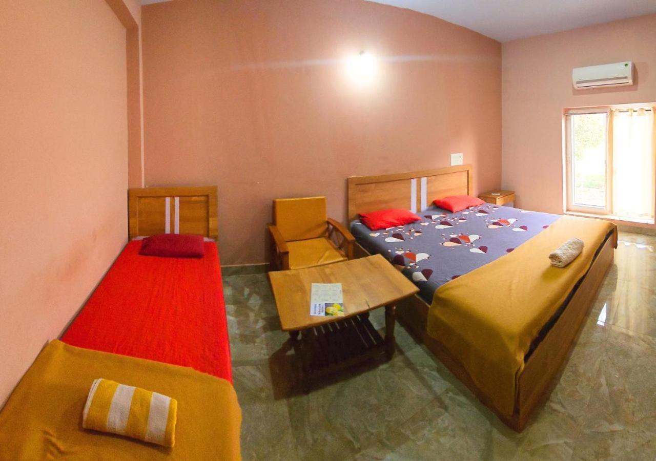 Aym Yoga Resort Arambol Goa Exterior foto